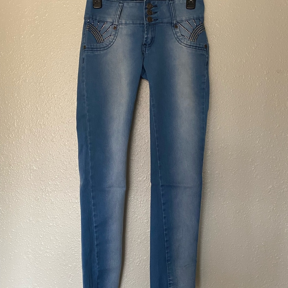 Blue Skinny Jeans with Vintage Faded Look